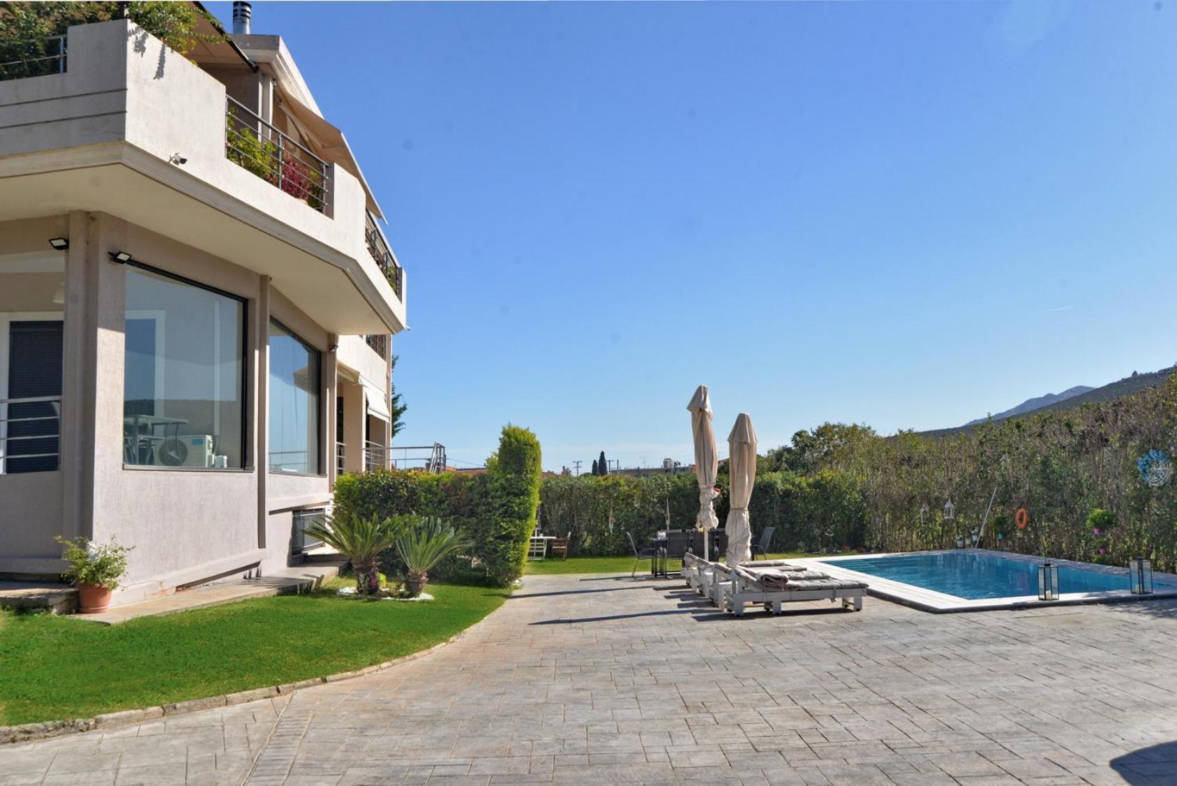 Villa Constangie Marathón Exterior foto